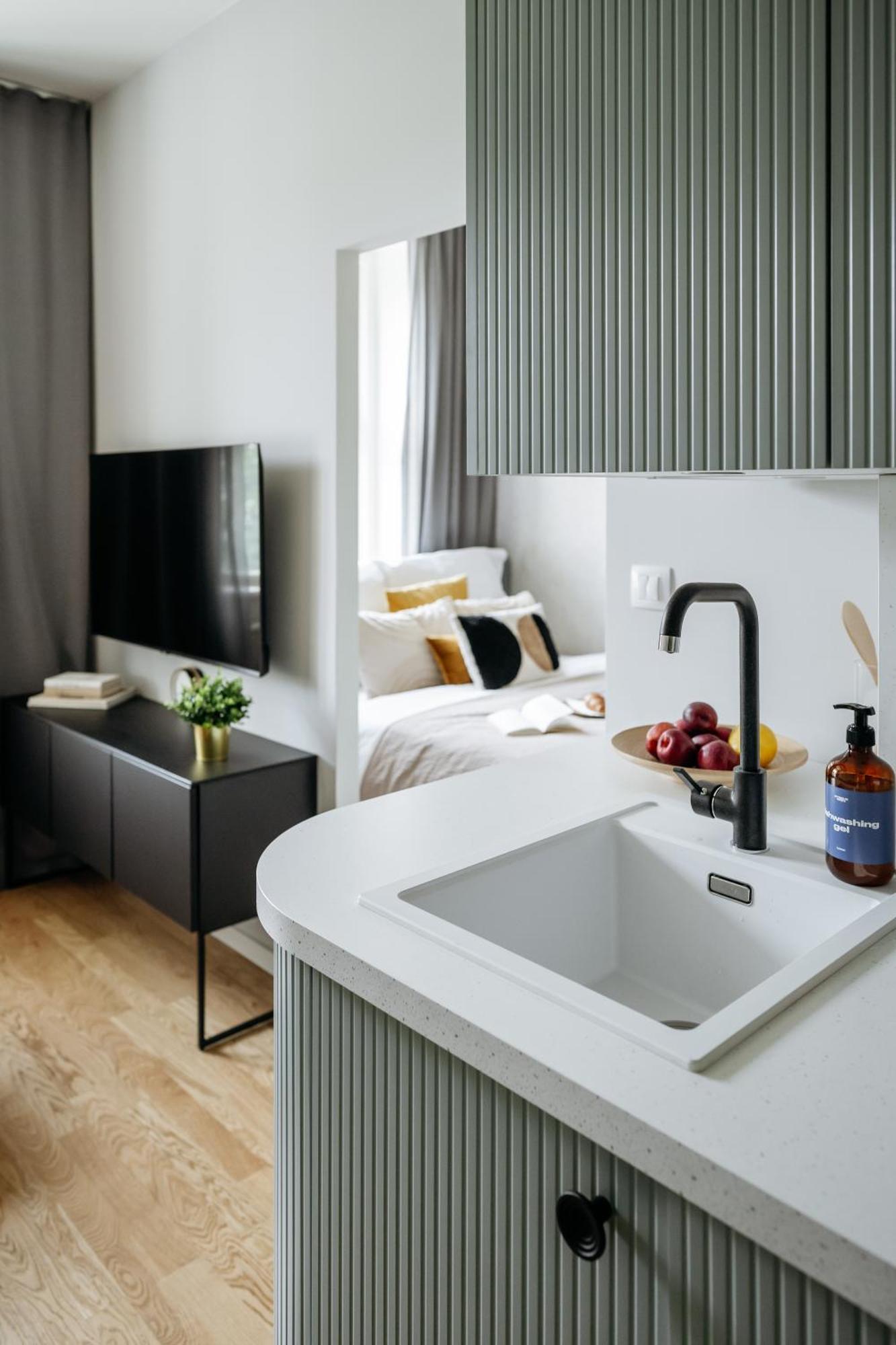 Apartment Days - - Easy Access