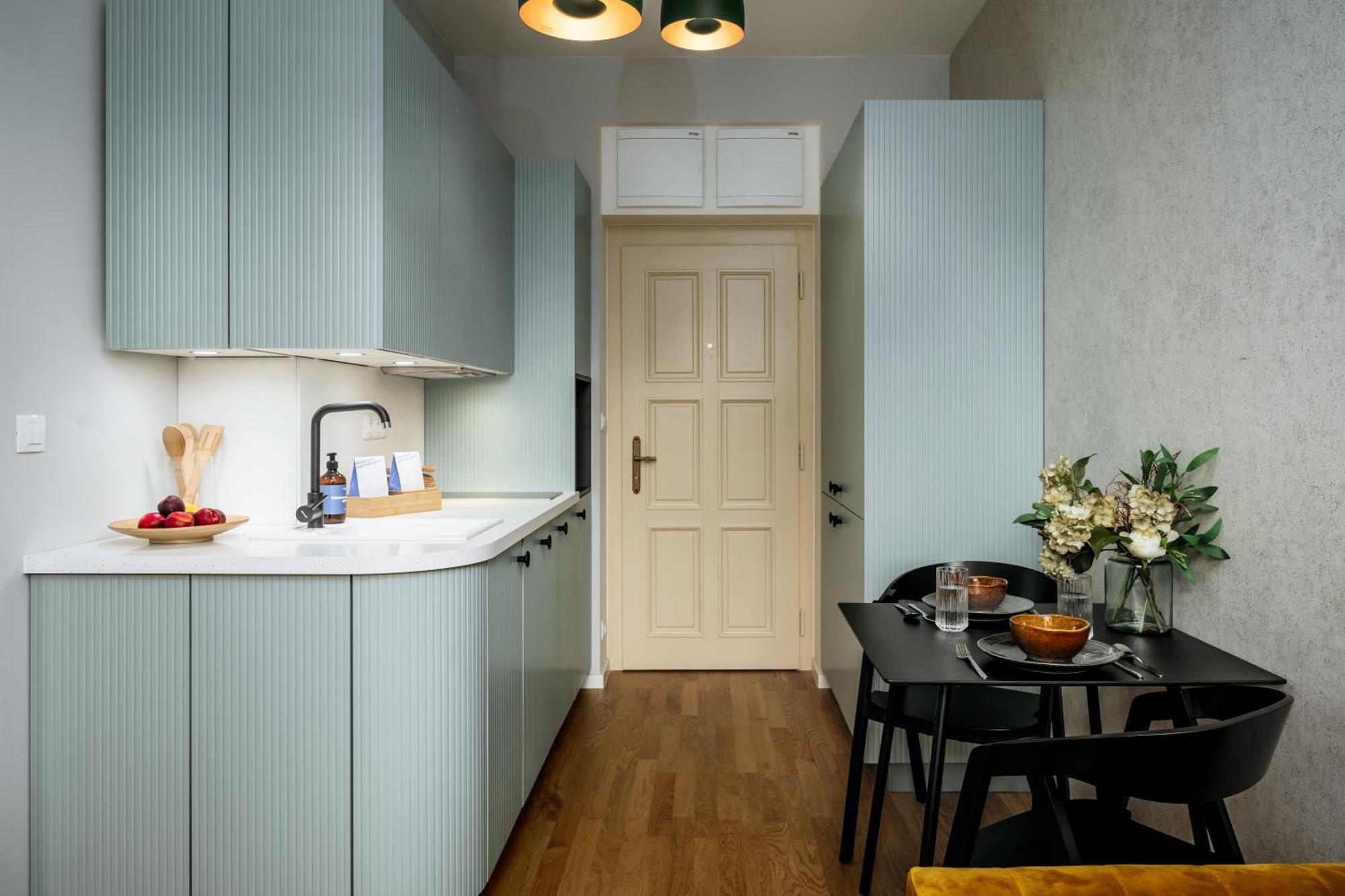 Apartment Days - - Easy Access *